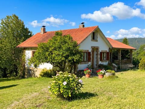 Encantadora Vivienda en Castelo, Ames