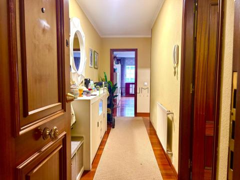 AMPLIO PISO EN MILLADOIRO